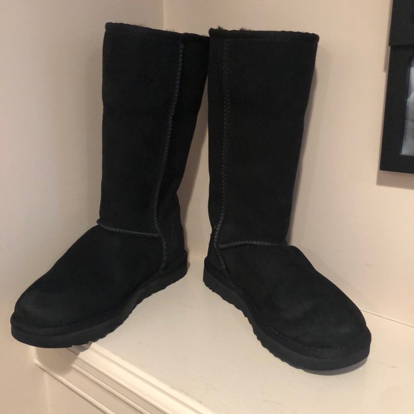 Classic Tall Black Uggs Woman’s Size 6 - Picture 3 of 6